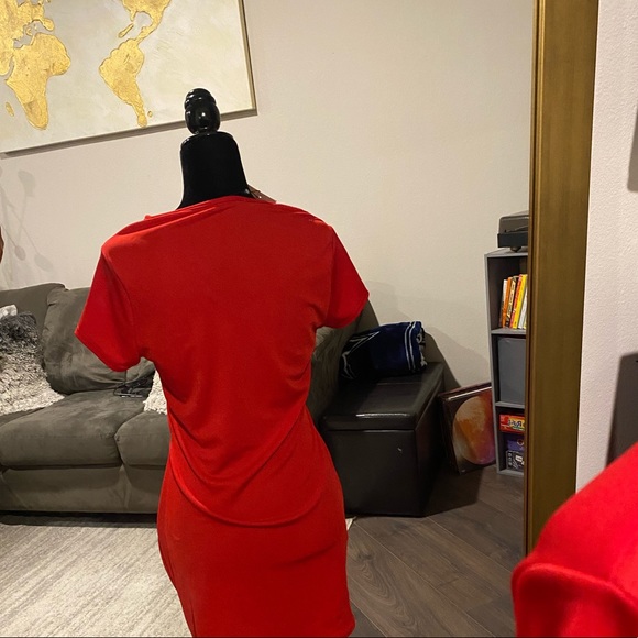 MISSGUIDED Keyhole Mini Dress NWT - Picture 4 of 8